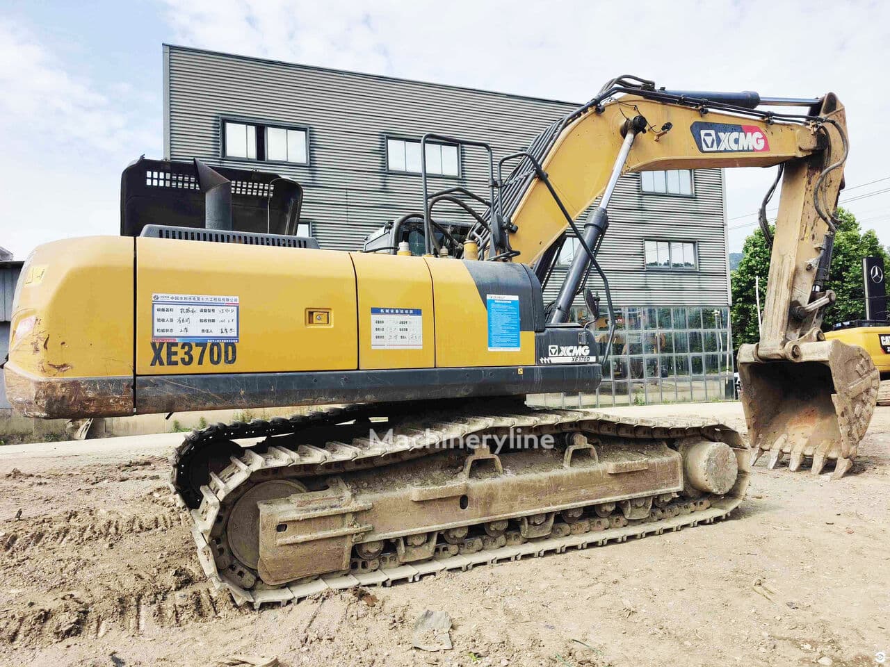 XCMG XE370C Excavator